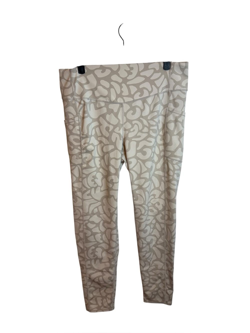 J.McLaughlin Beige and Cream Abstract Athleisure Leggings